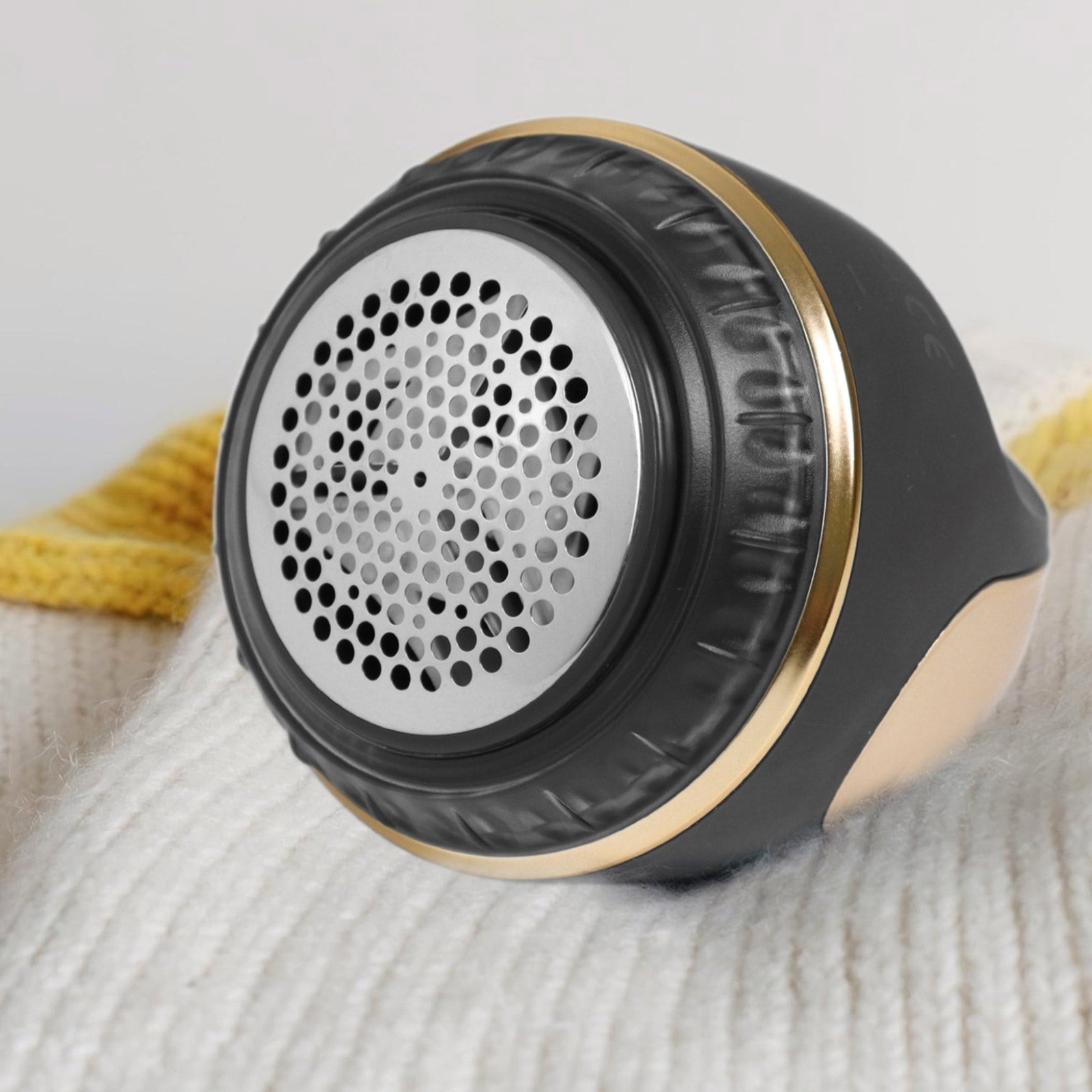 Electric Lint Roller – 3-Needle Blade, DC Motor, USB Type-C Rechargeable